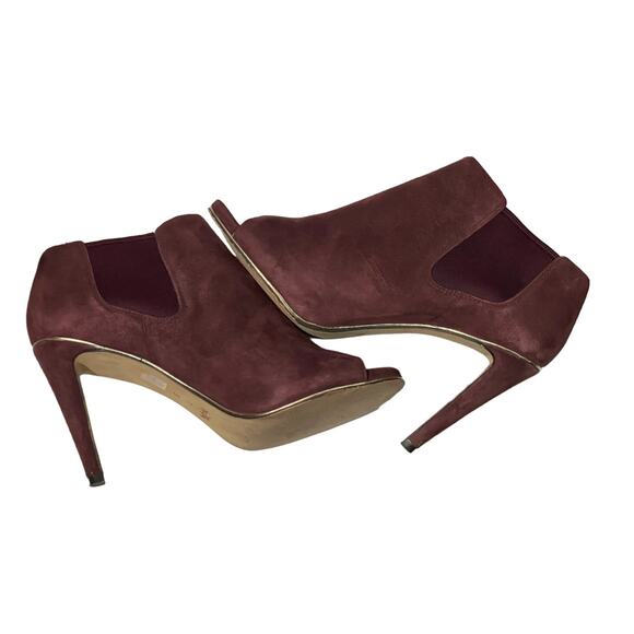 Coach Burgundy Suede Peep Toe Booties Size 7B Elastic Gore -‎ Chic Pull-On Style - Picture 1 of 9